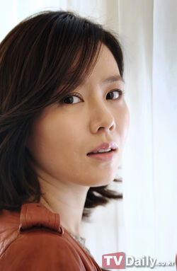 Son Ye Jin26