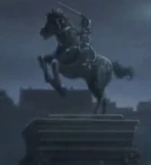 SpardaStatue