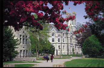 Queens-university-kingston