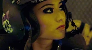 Amberhelmet03