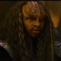 Klingon guard, Generations