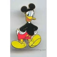 Donaldmickeyhalloweencostume2000
