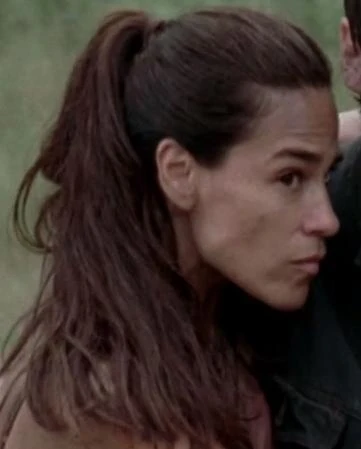 images1.wikia.nocookie.net/__cb20130304160305/walkingdead/images/d/d6/Donna3x08.jpg