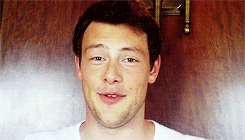 Tumblr mir7p6uBHE1qiou8so4 250