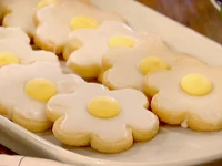 BX0410H daisy-shortbread-cookies s4x3 lg