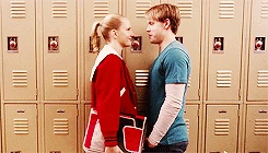 Tumblr mix7htzNGH1r4uj7fo3 250