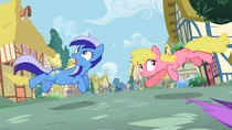 Minuette and Cherry Berry run away S02E10