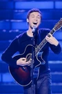 Phillip Phillips article picture
