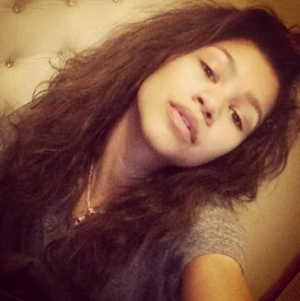 Zendaya-coleman-bedhead