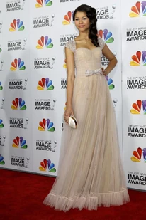 Zendaya-coleman-curly-cream-dress
