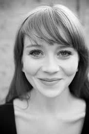 Laura Pzper.jpg (6 KB) Laura Pzper