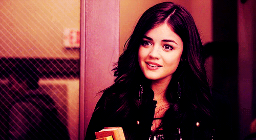 File:Lucy Hale queen.gif