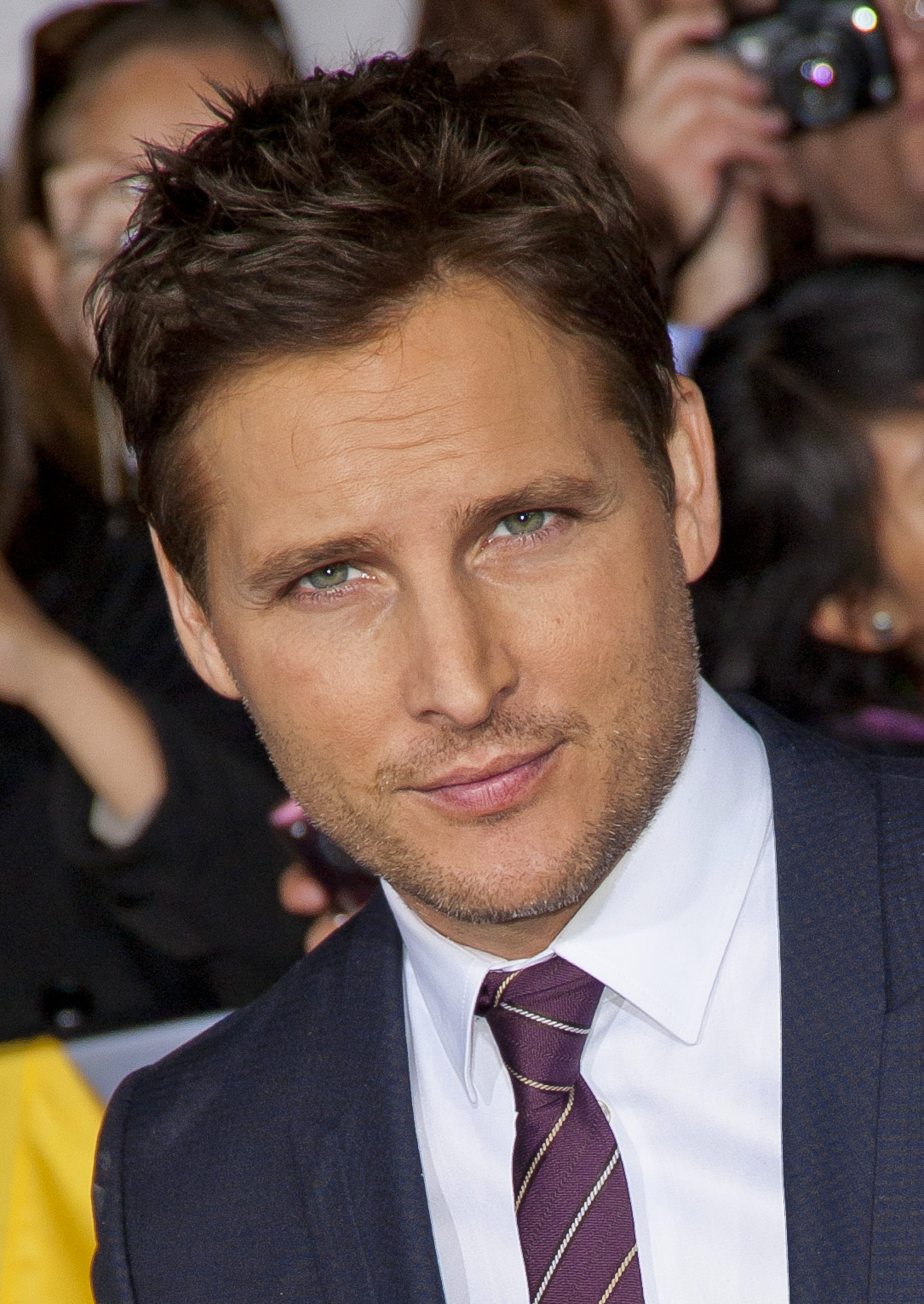 Peter Facinelli – Twilight Wiki - Stephenie Meyer, Bella, Edward, Jacob