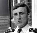 Bob Cryer