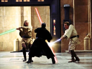 Obi-Wan y Qui-Gon pelan con Darth Maul