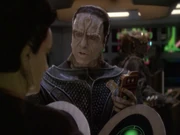 Damar und Weyoun streiten wegen des Vertrages