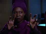 Guinan verteidigt sich gegen Q