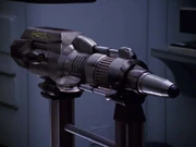 Die Serie-5 taktische Langstrecken-Waffeneinheit an Bord der USS Voyager.