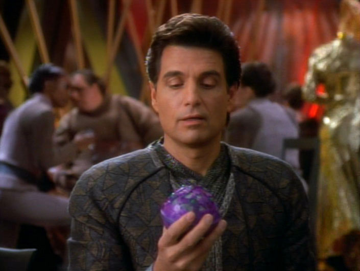 Martus-with-gambling-device.jpg