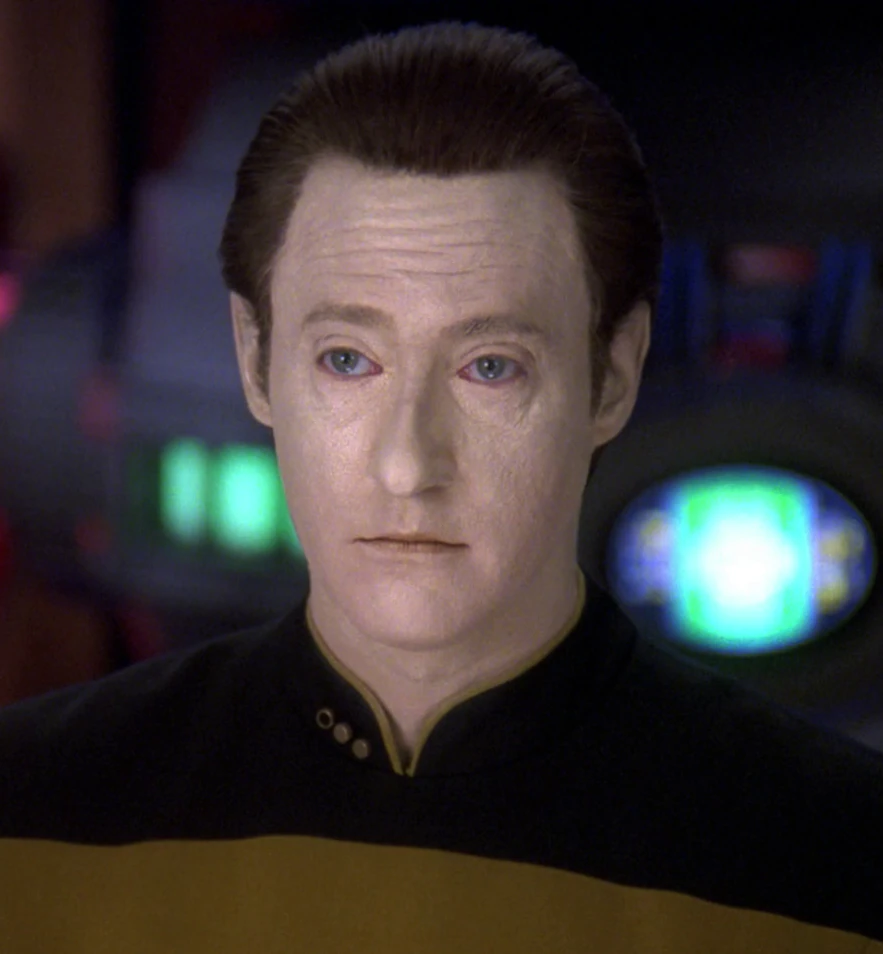 ブルーの瞳を持つデータ（別の時間軸の2370年）（TNG:無限のパラレル・ワールド）