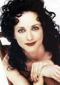 Bebe Neuwirth