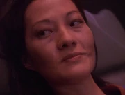 Keiko O'Brien, bezeten door een Pah-wraith
