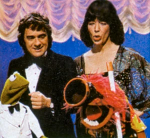 Dudley Moore and Lily Tomlin with Kermit the Frog and Animal.