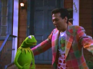Gilbert Gottfried shows Kermit his underpants on Muppets Tonight.