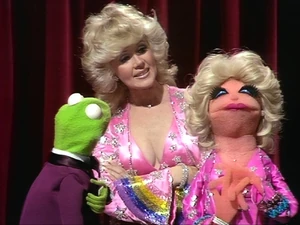 Connie Stevens Muppet with Kermit and Connie Stevens