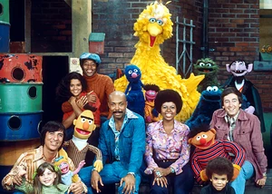 The Season 7 cast.