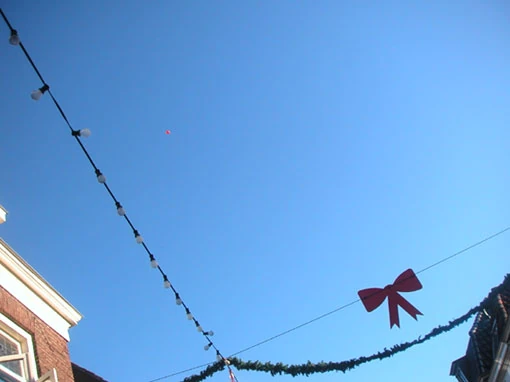 Image:Balloons-love-freedom.jpg