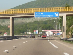 Au niveau de l'aire de Besançon-Champoux
