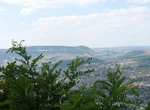 Viaduc de Millau vu depuis les hauteurs de Millau © Arnaud