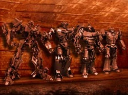 Ridge is the 2nd from the left