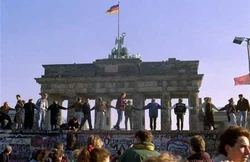 The Berlin Wall that had partitioned Berlin in front of the Brandenburg Gate shortly after the opening of the wall.