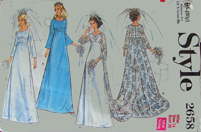 http://images1.wikia.nocookie.net/vintagepatterns/images/thumb/e/ed/Patt_style2658.jpg/700px-Patt_style2658.jpg 