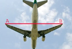 L'envergure de cet Airbus A320 correspond à la distance entre les points A et B.