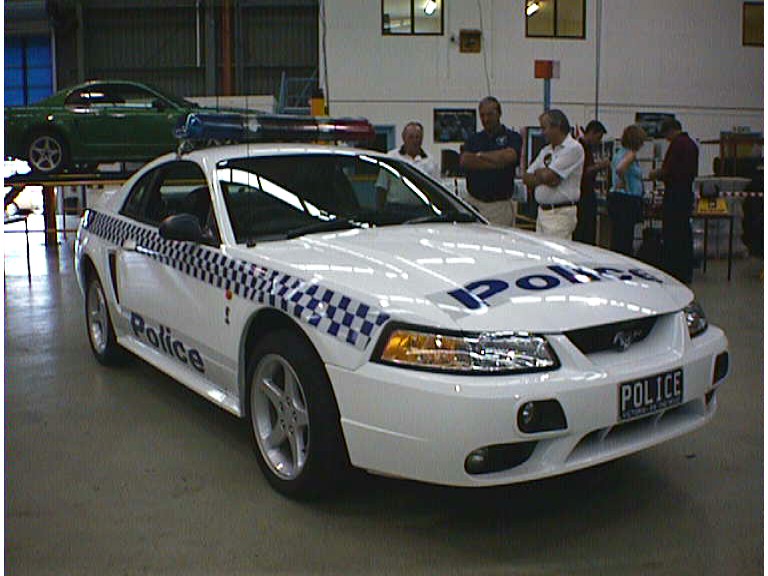Police cruisers ford mustang #4