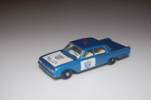 Ford fairlane police car matchbox #3