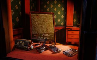 http://images1.wikia.nocookie.net/__cb20130828005604/bioshock/images/thumb/3/3a/Bioshock_cipher_and_lockpicks.jpg/320px-Bioshock_cipher_and_lockpicks.jpg